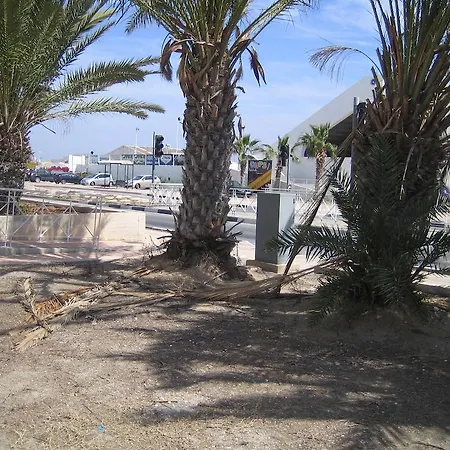 Maisonette Yacht Club